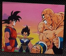 Charger l'image dans la galerie, Carte Dragon Ball Z Mini Card Part 2 n° 122 Amada vegeta &amp; nappa vs songoku dbz