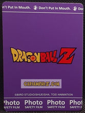 Charger l'image dans la galerie, Carte Dragon Ball Z + Polaroid First Edition V2 Part 2 n° DP-009 (2024) Kabao z team dbz prisme foil cardamehdz point com mehdz atout