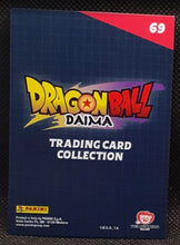 Charger l'image dans la galerie, Trading Card Collection dragon ball daima panini part 3 n°69 Alt1 (prisme ecaille) (2026) db daima foil holo 